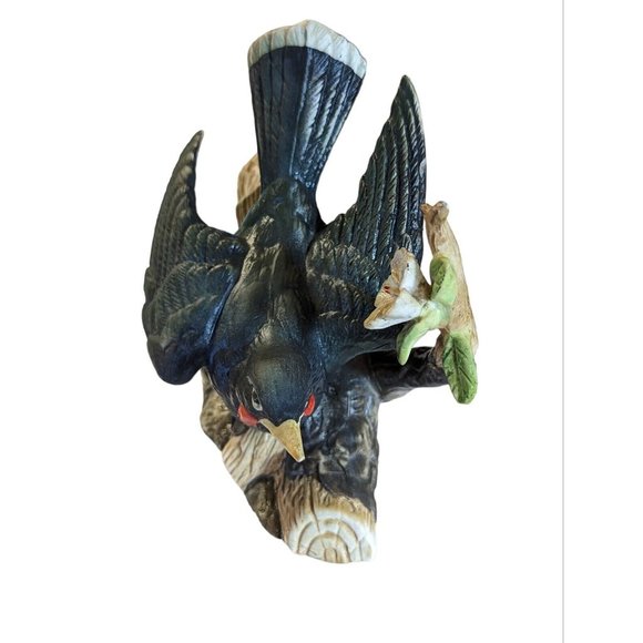 Vintage Aldon Vanished Species Porcelain “Huias Heteralocha” Figurine Great Cond - Picture 5 of 6